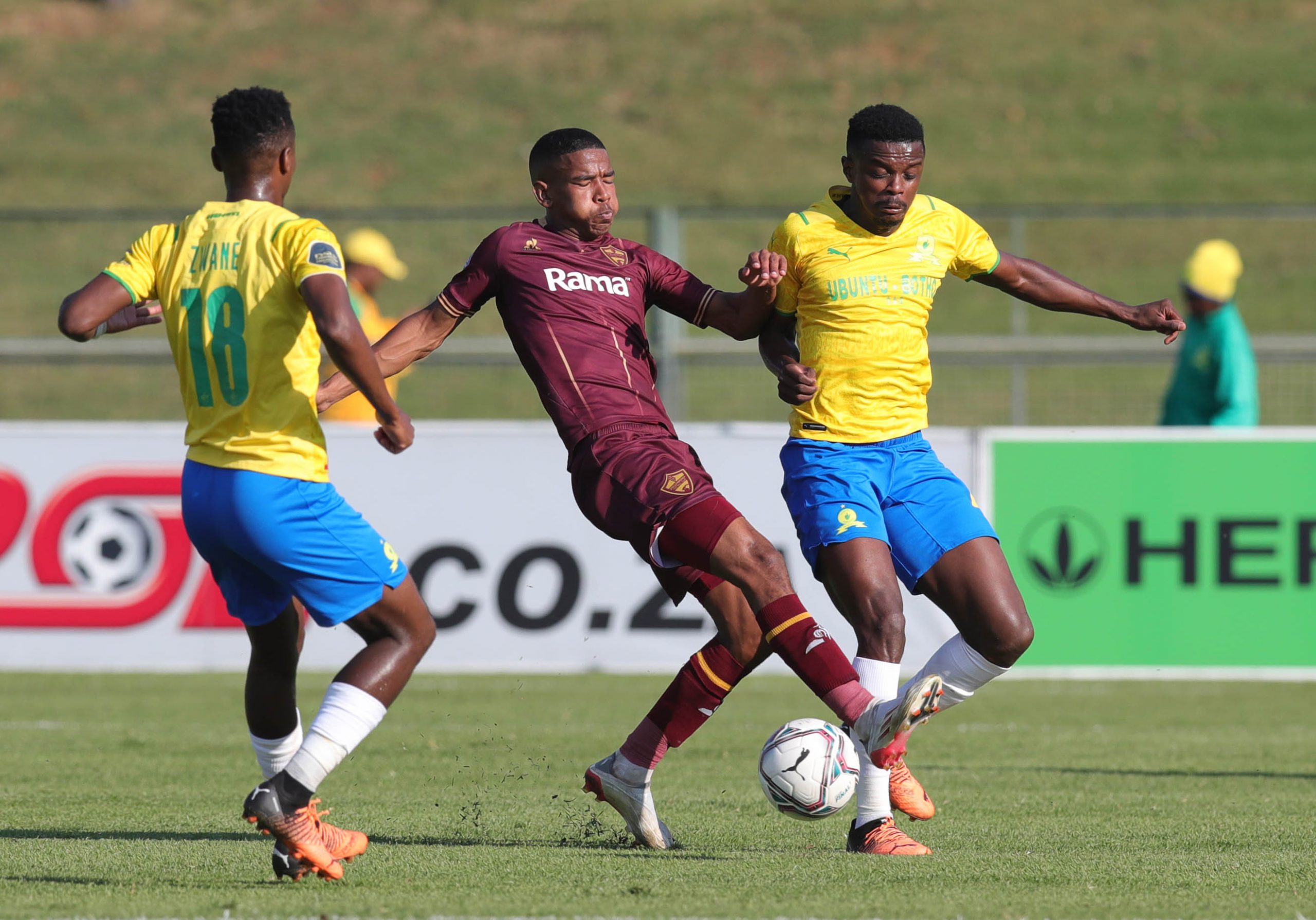 Sundowns Lose, But Good Wins For Baroka & Chiefs