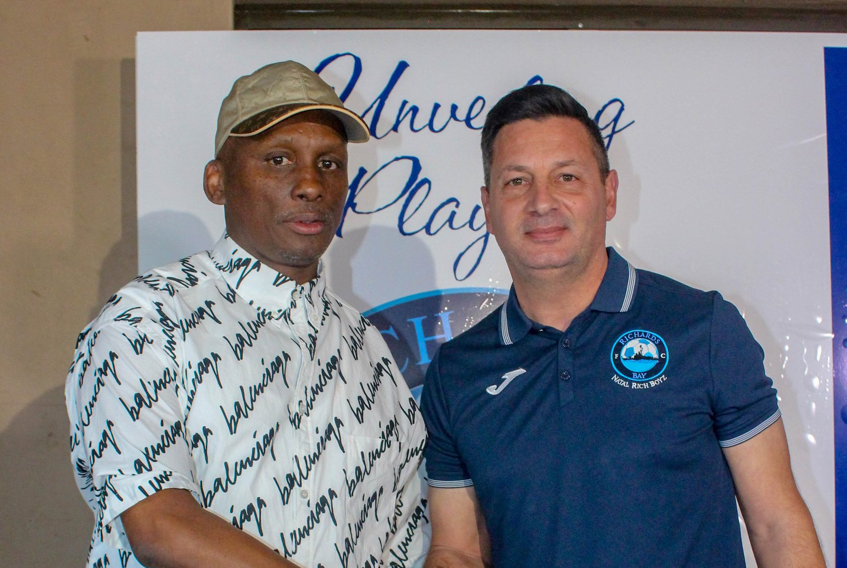 Manousakis – Benni & Moeneeb Pushed Me