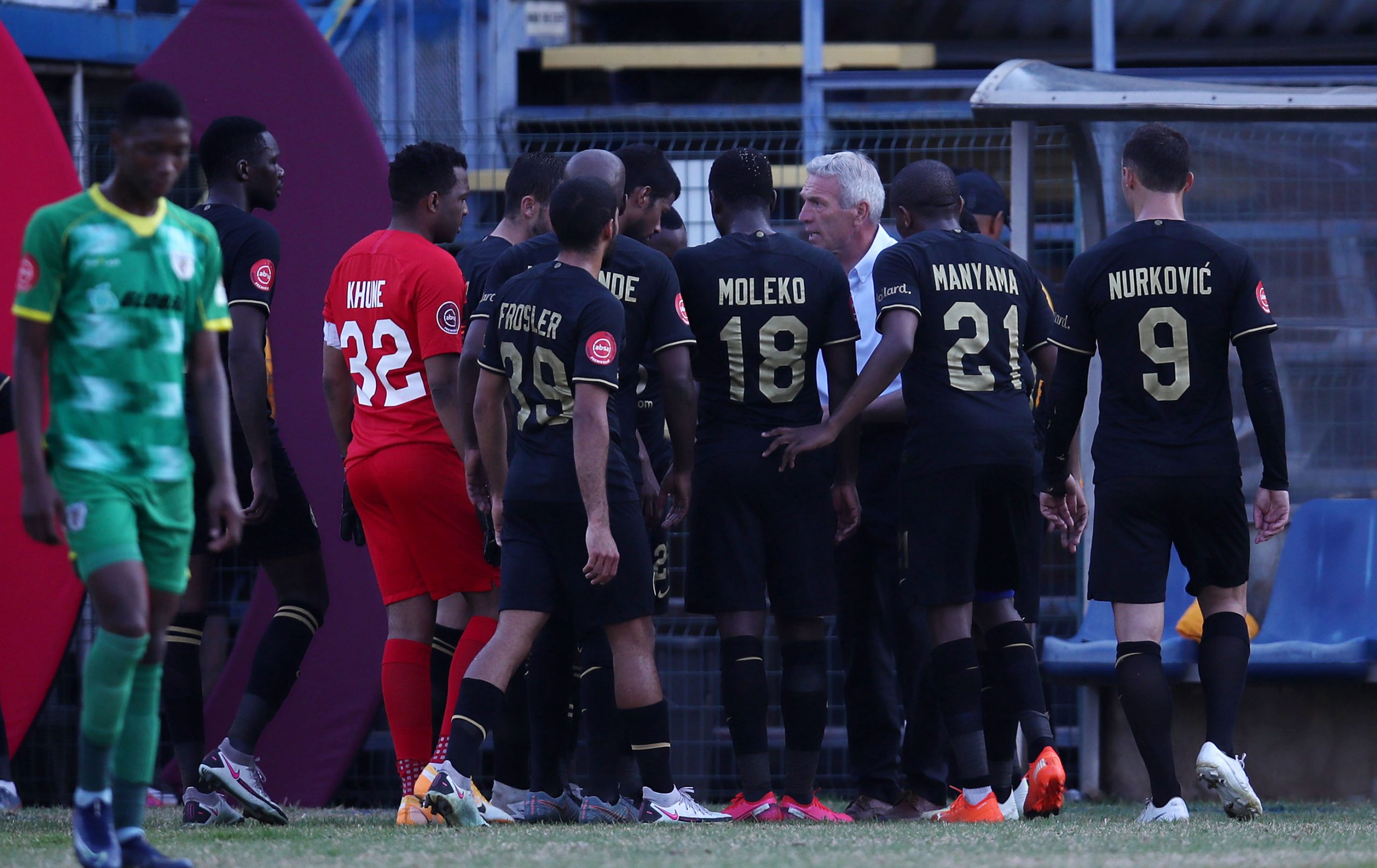 Middendorp Reveals Reason For Chiefs Title Collapse