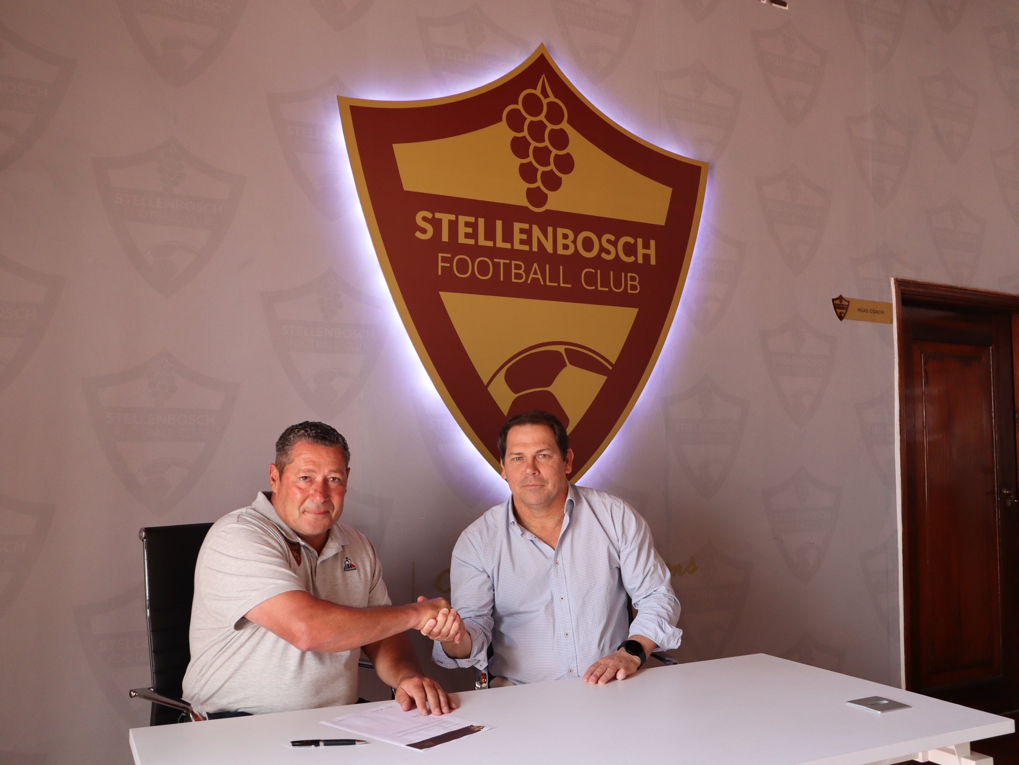 Stellies Make Decision On Barker