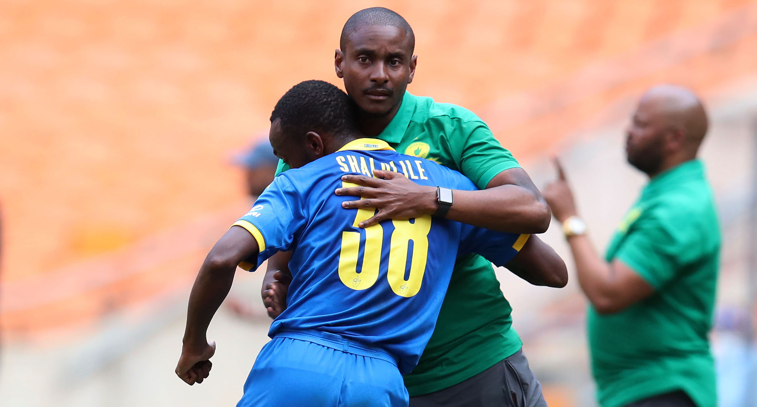 Downs Into Nedbank Quarters, Shalulile Breaks Record