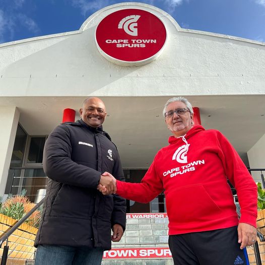 Official: Bartlett Pens New Spurs Deal