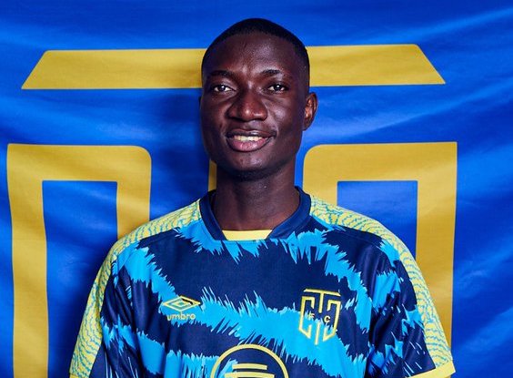 Official: City Sign Congolese Defender