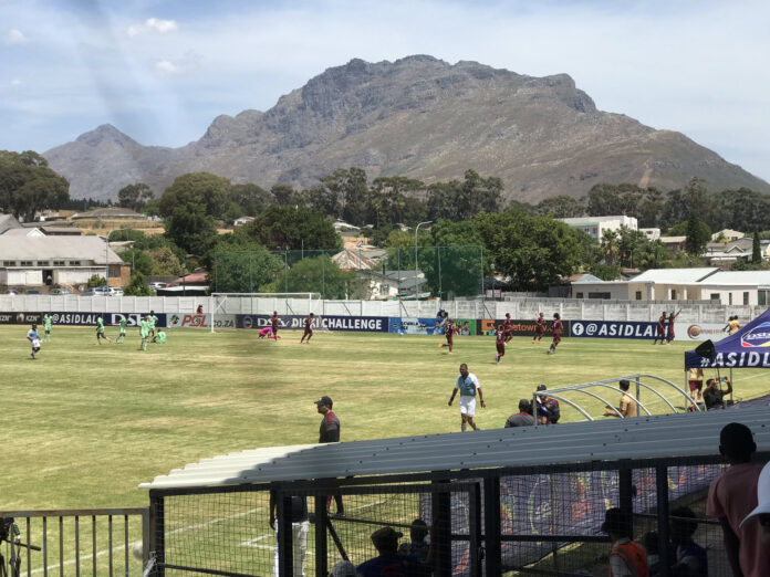 Stellies Move Level On Points With Bucs