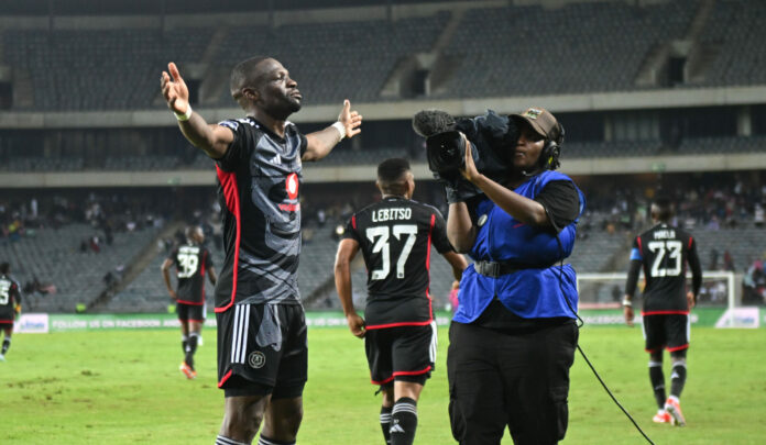 Riveiro On Golden Boot Contender Mabasa After Career Milestone