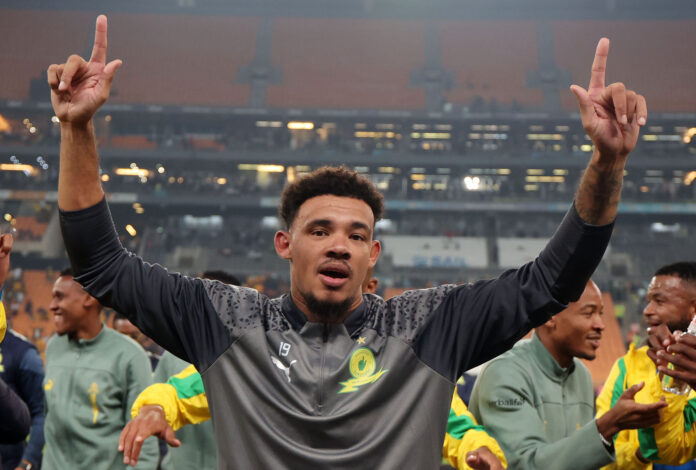 Football - DStv Premiership 2023/24 - Kaizer Chiefs v Mamelodi Sundowns - FNB Stadium - Johannesburg