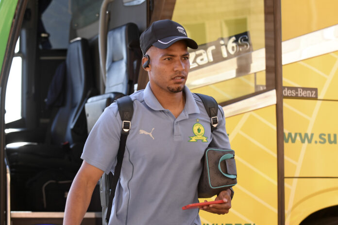 Coetzee Resurfaces At New PSL Club