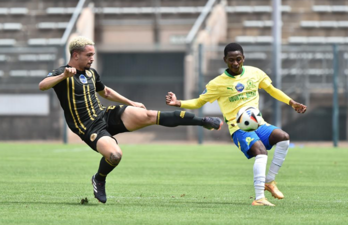 Stellies Move Top, Chiefs & Downs Draw In Goalfest DDC Weekend