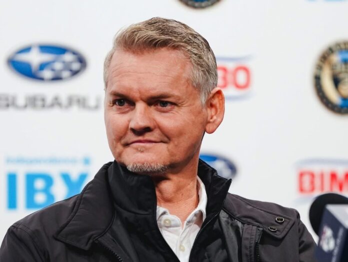 Ideal Debut for Carnell and Makhanya