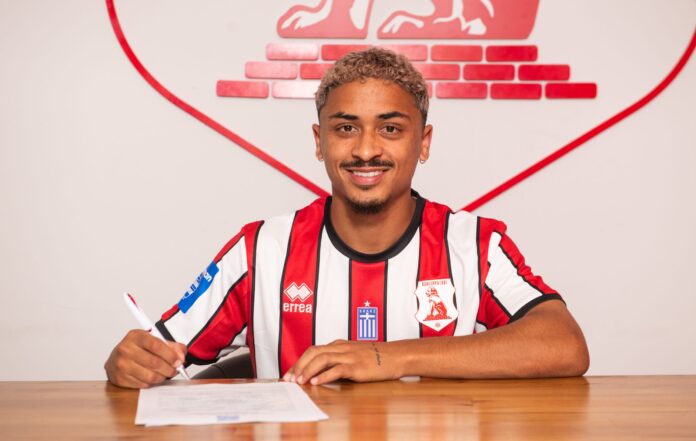 Former AmaZulu Midfielder Signs In Europe