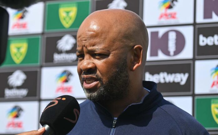 Mngqithi – Most SA Teams Kick The Ball Forward