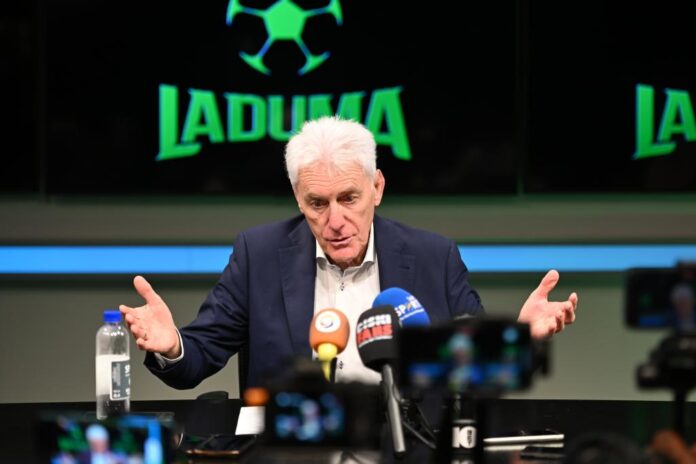 ‘Sorry Pirates, This Guy Should Leave’ – Broos