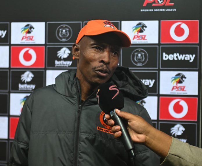 Mohafe – I’m An Unknown, Let’s Continue This Way