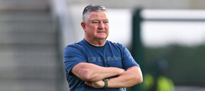 Hunt Favourite To Succeed Barker At Stellies