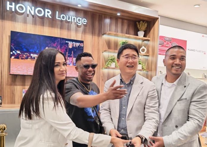 ‘Mzansi Is Asking Smarter Questions’ – HONOR AnswersÂ