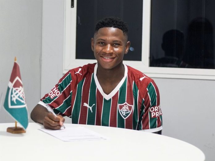 Amajita Star Signs For Brazilian Giants