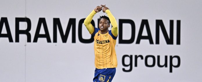 Singh & Maart Make Notable Impact Abroad