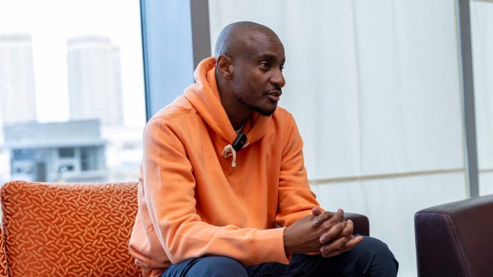 Money Doesn’t Move Me – Mokwena