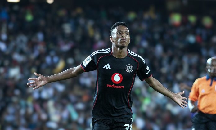 Pirates Thrash Arrows To Keep Pressure In Title Race Pirates Thrash Arrows To Keep Pressure In Title Race